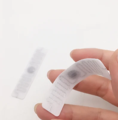 Étiquette de blanchisserie textile flexible RFID UHF pour blanchisserie